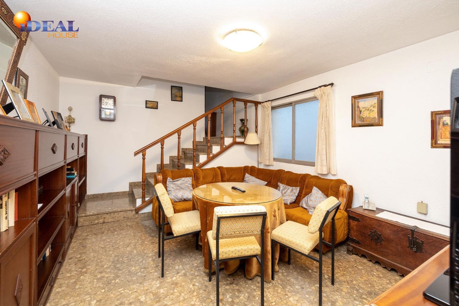 Apartamento de 8 habitaciones en Granada ciudad en venta - 435.000 € (Ref: 9433841)