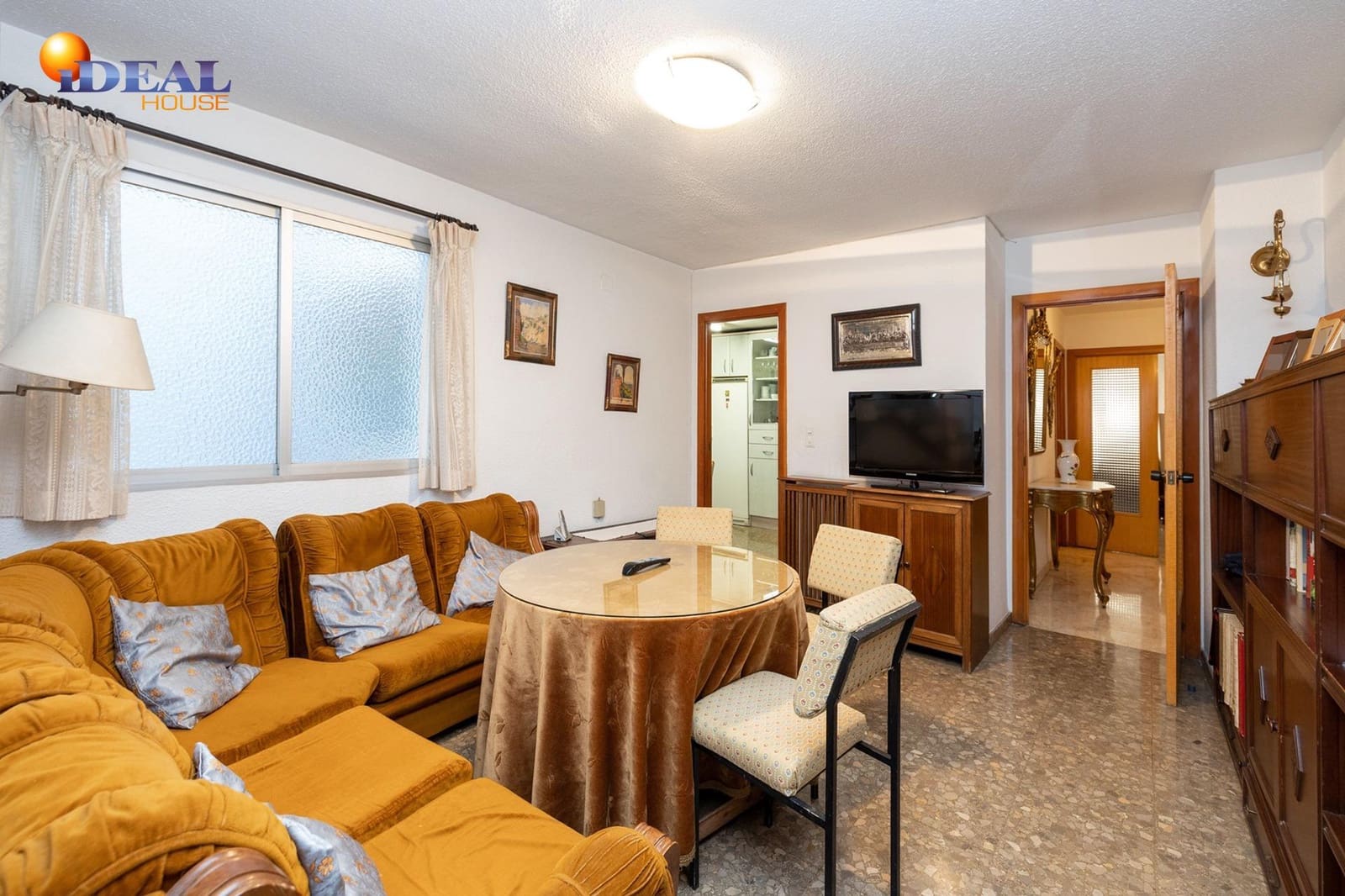 Apartamento de 8 habitaciones en Granada ciudad en venta - 435.000 € (Ref: 9433841)