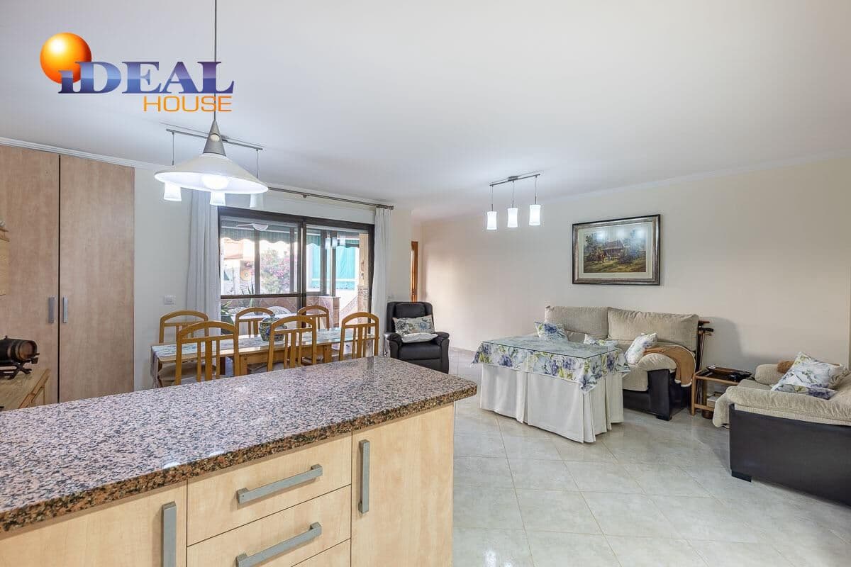 4 sovrum Radhus till salu i Salobrena med pool garage - 475 000 € (Ref: 9433844)