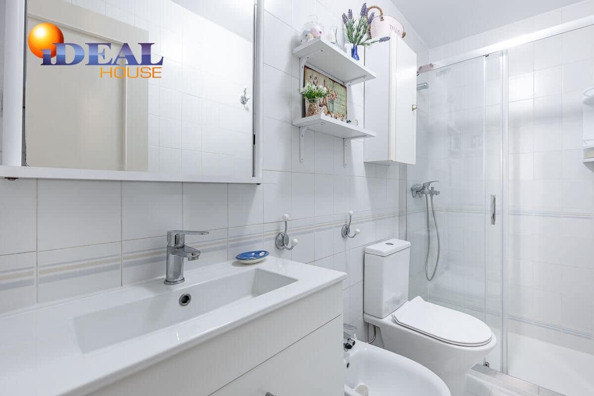 4 sovrum Radhus till salu i Salobrena med pool garage - 475 000 € (Ref: 9433844)