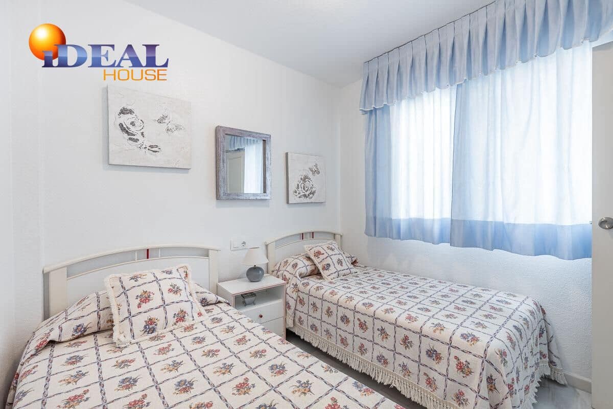 4 sovrum Radhus till salu i Salobrena med pool garage - 475 000 € (Ref: 9433844)