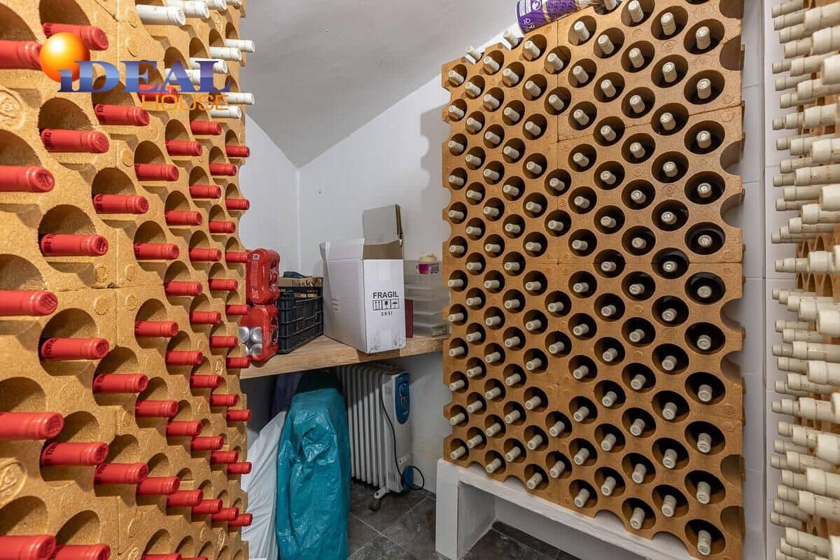 4 sovrum Radhus till salu i Salobrena med pool garage - 475 000 € (Ref: 9433844)