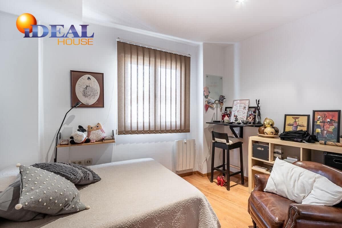 3 sypialnia Dom na sprzedaż w Miasto Grenada - 690 000 € (Ref: 9433845)