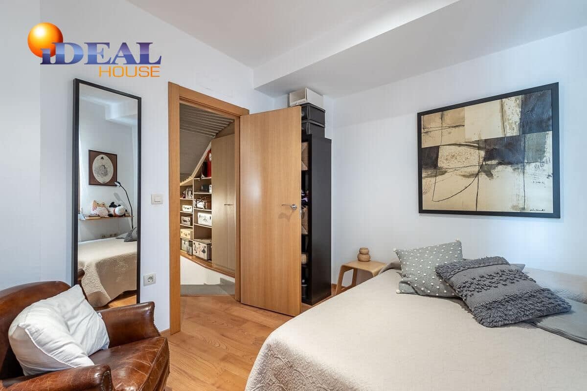 3 sypialnia Dom na sprzedaż w Miasto Grenada - 690 000 € (Ref: 9433845)