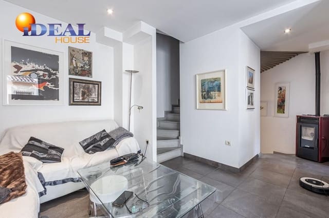 3 sypialnia Dom na sprzedaż w Miasto Grenada - 690 000 € (Ref: 9433845)