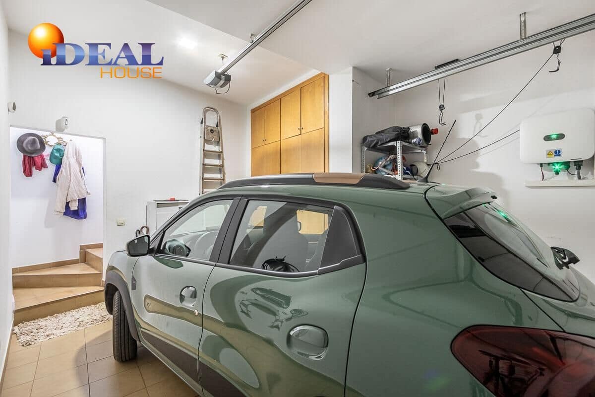 3 sypialnia Dom na sprzedaż w Miasto Grenada - 690 000 € (Ref: 9433845)