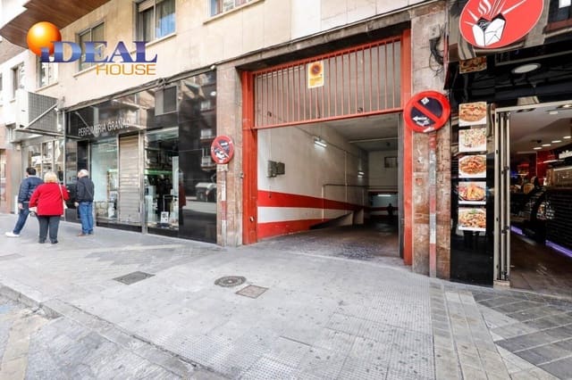 Garage for sale in Granada city - € 34,000 (Ref: 9433848)