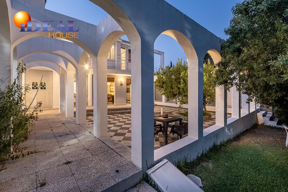 4 sovrum Villa till salu i Albolote med pool garage - 525 000 € (Ref: 9433850)