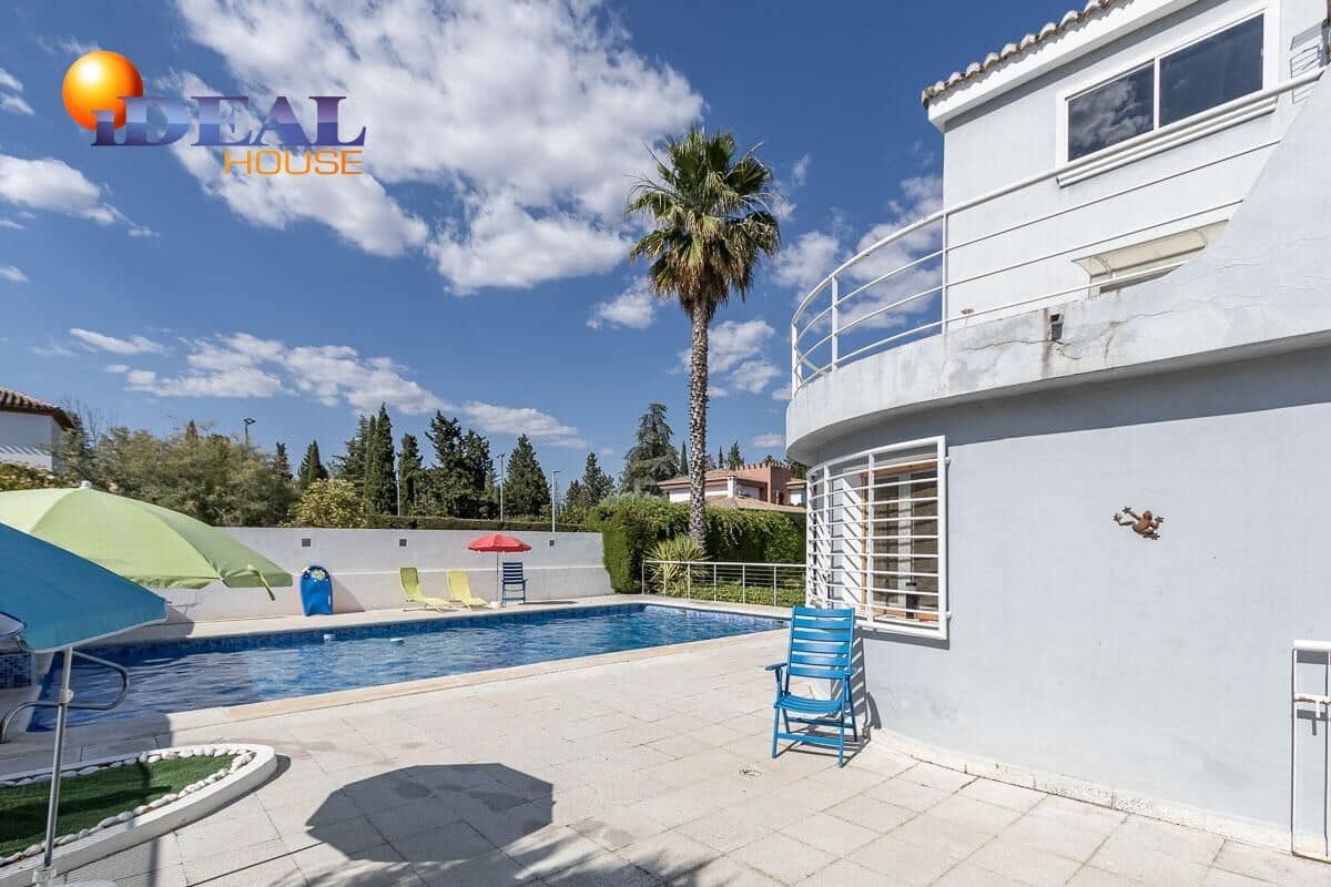 4 sovrum Villa till salu i Albolote med pool garage - 525 000 € (Ref: 9433850)