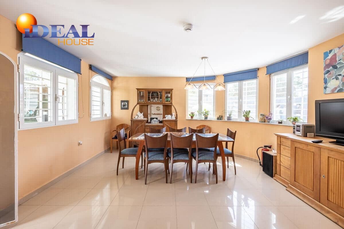 4 sovrum Villa till salu i Albolote med pool garage - 525 000 € (Ref: 9433850)