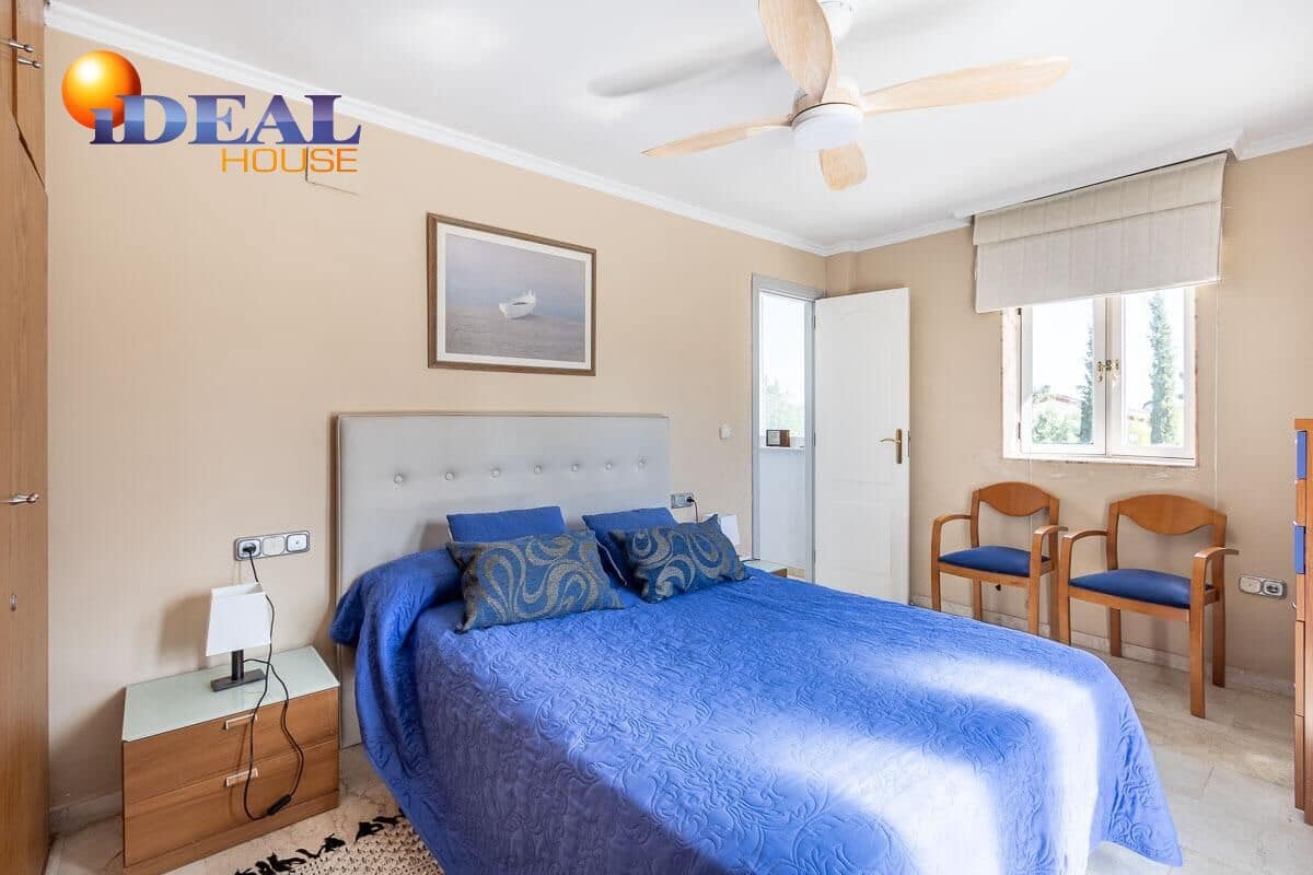 4 sovrum Villa till salu i Albolote med pool garage - 525 000 € (Ref: 9433850)