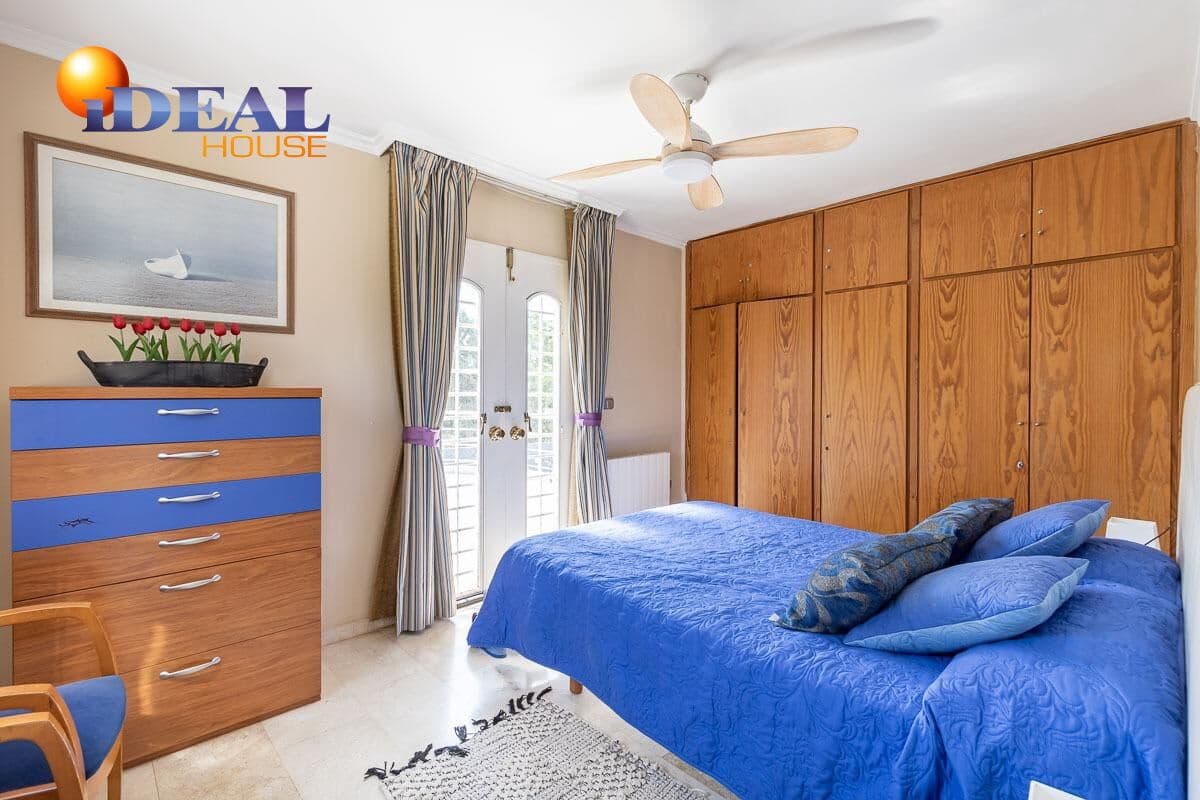 4 sovrum Villa till salu i Albolote med pool garage - 525 000 € (Ref: 9433850)