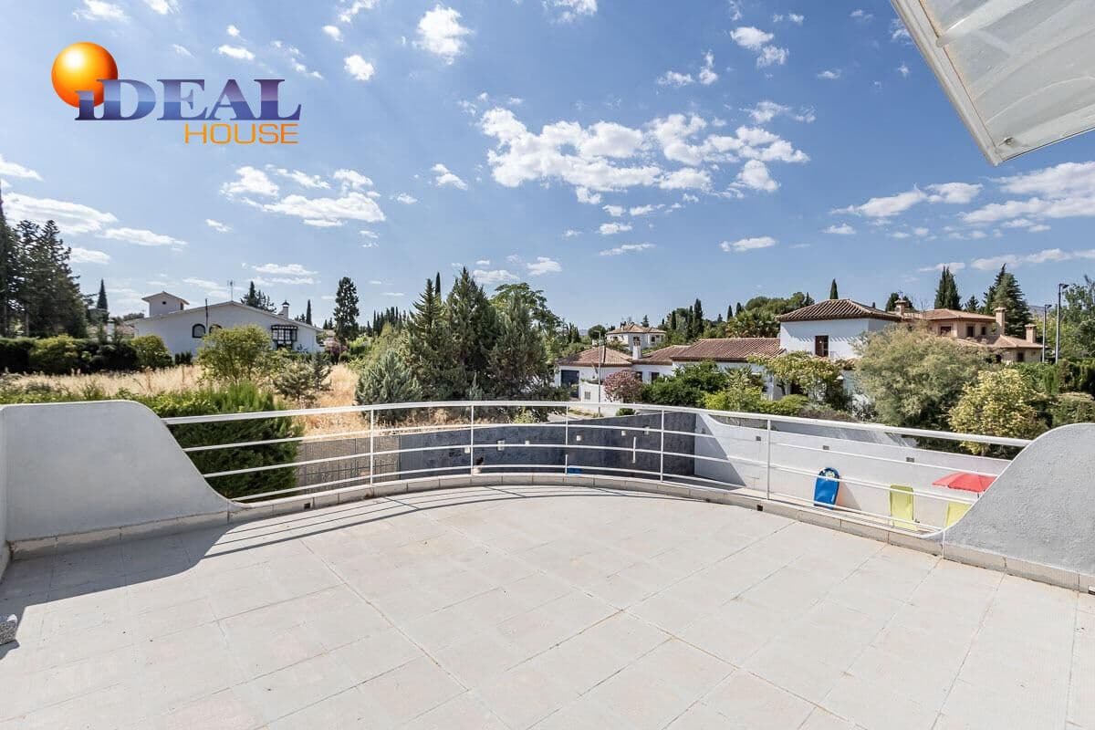 4 sovrum Villa till salu i Albolote med pool garage - 525 000 € (Ref: 9433850)