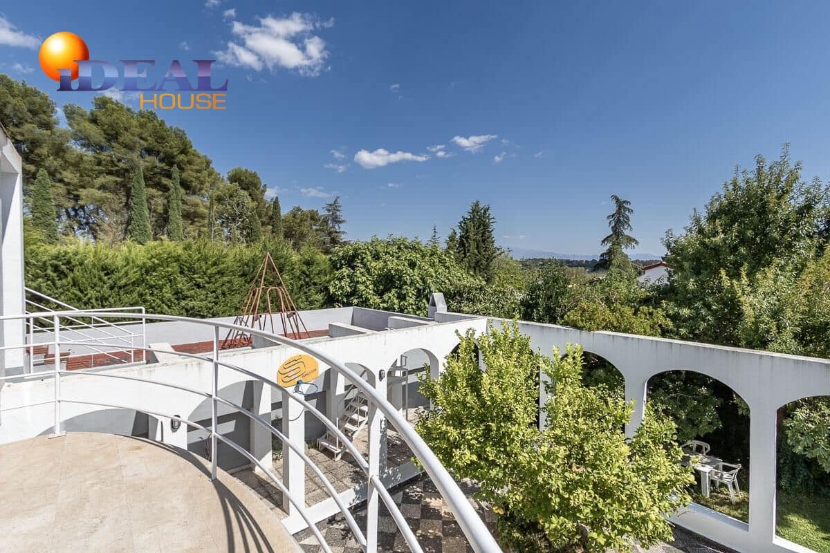 4 sovrum Villa till salu i Albolote med pool garage - 525 000 € (Ref: 9433850)