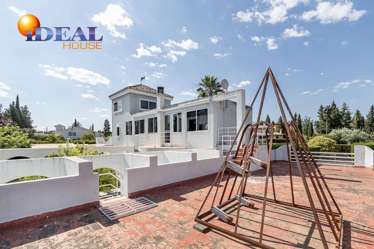 4 sovrum Villa till salu i Albolote med pool garage - 525 000 € (Ref: 9433850)