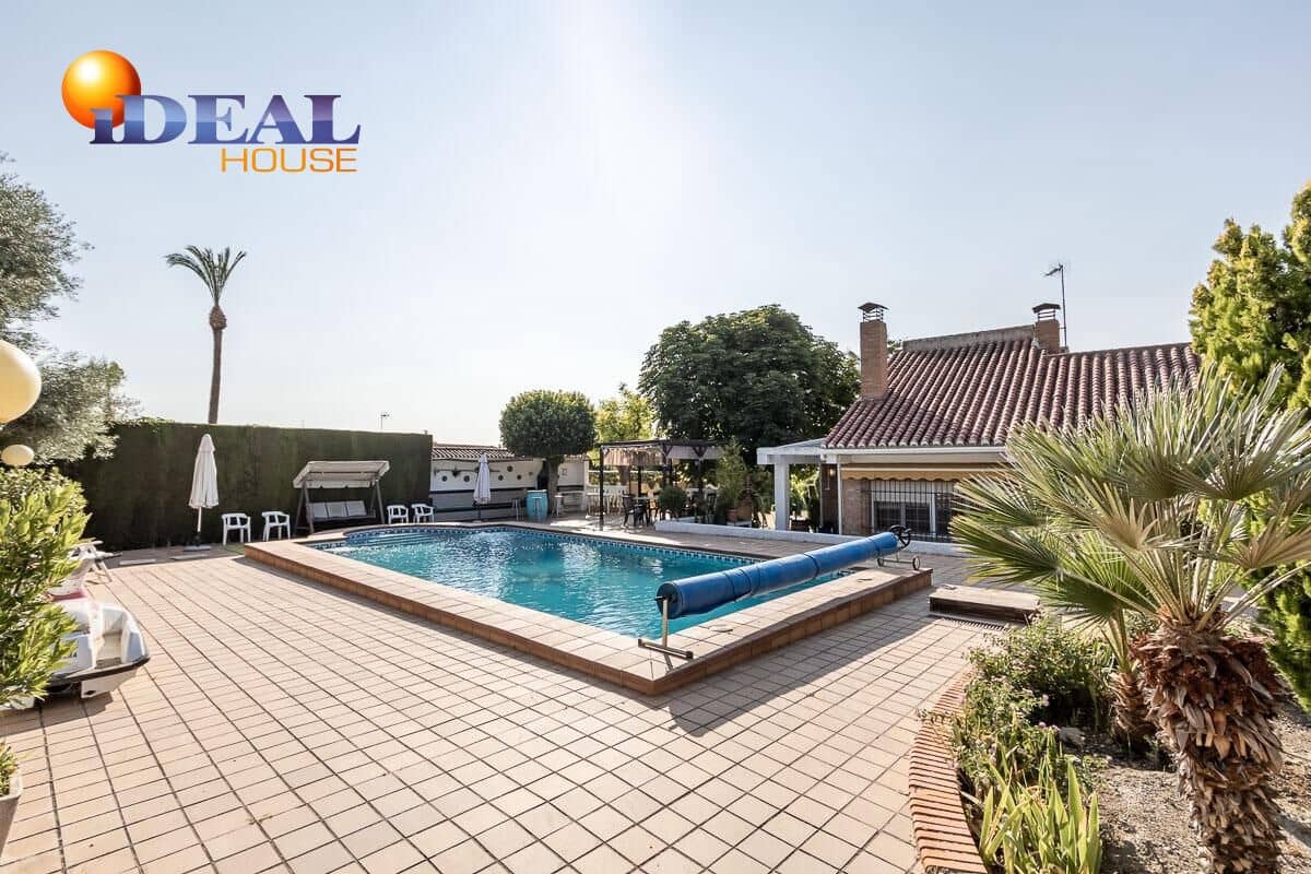 4 sypialnia Finka/Dom wiejski na sprzedaż w La Zubia z basenem - 650 000 € (Ref: 9433851)