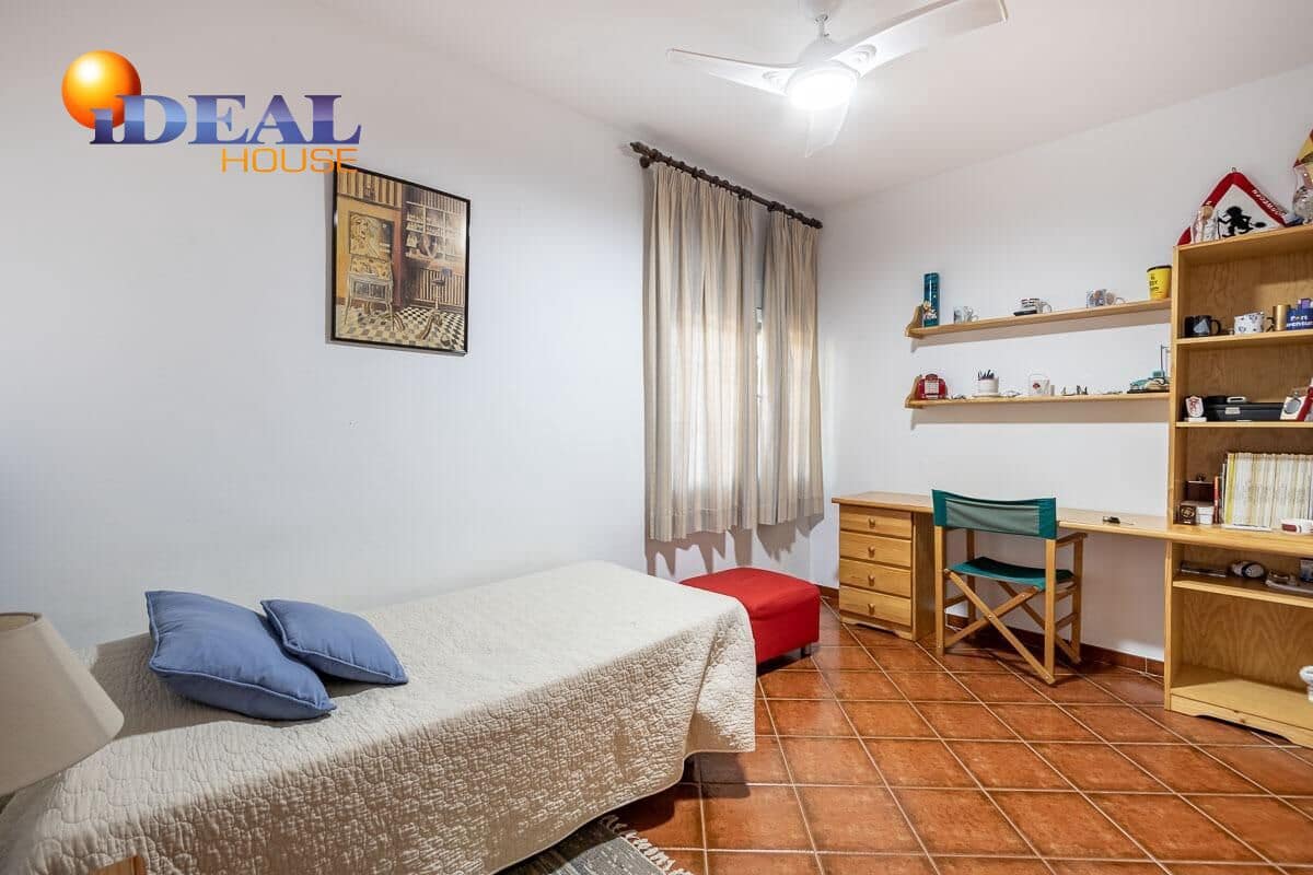 4 sypialnia Finka/Dom wiejski na sprzedaż w La Zubia z basenem - 650 000 € (Ref: 9433851)