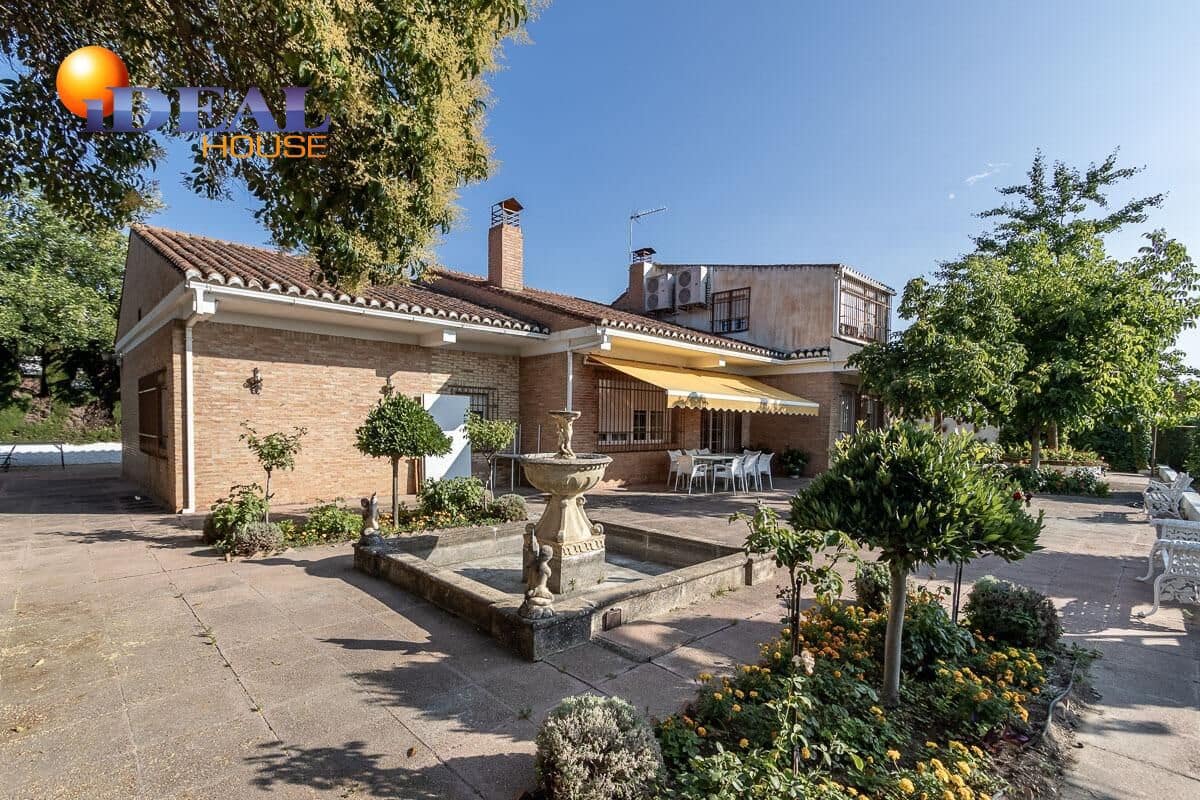 4 sypialnia Finka/Dom wiejski na sprzedaż w La Zubia z basenem - 650 000 € (Ref: 9433851)