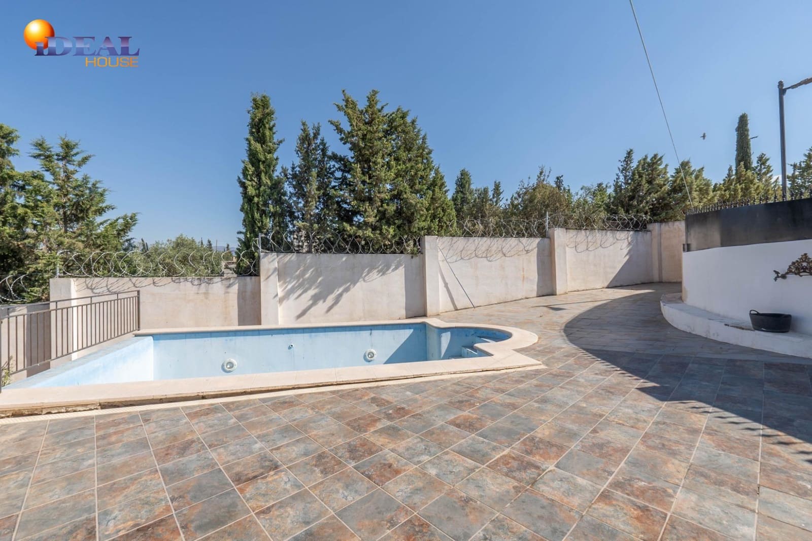 4 soverom Villa til salgs i Cullar Vega med svømmebasseng garasje - € 450 000 (Ref: 9433852)