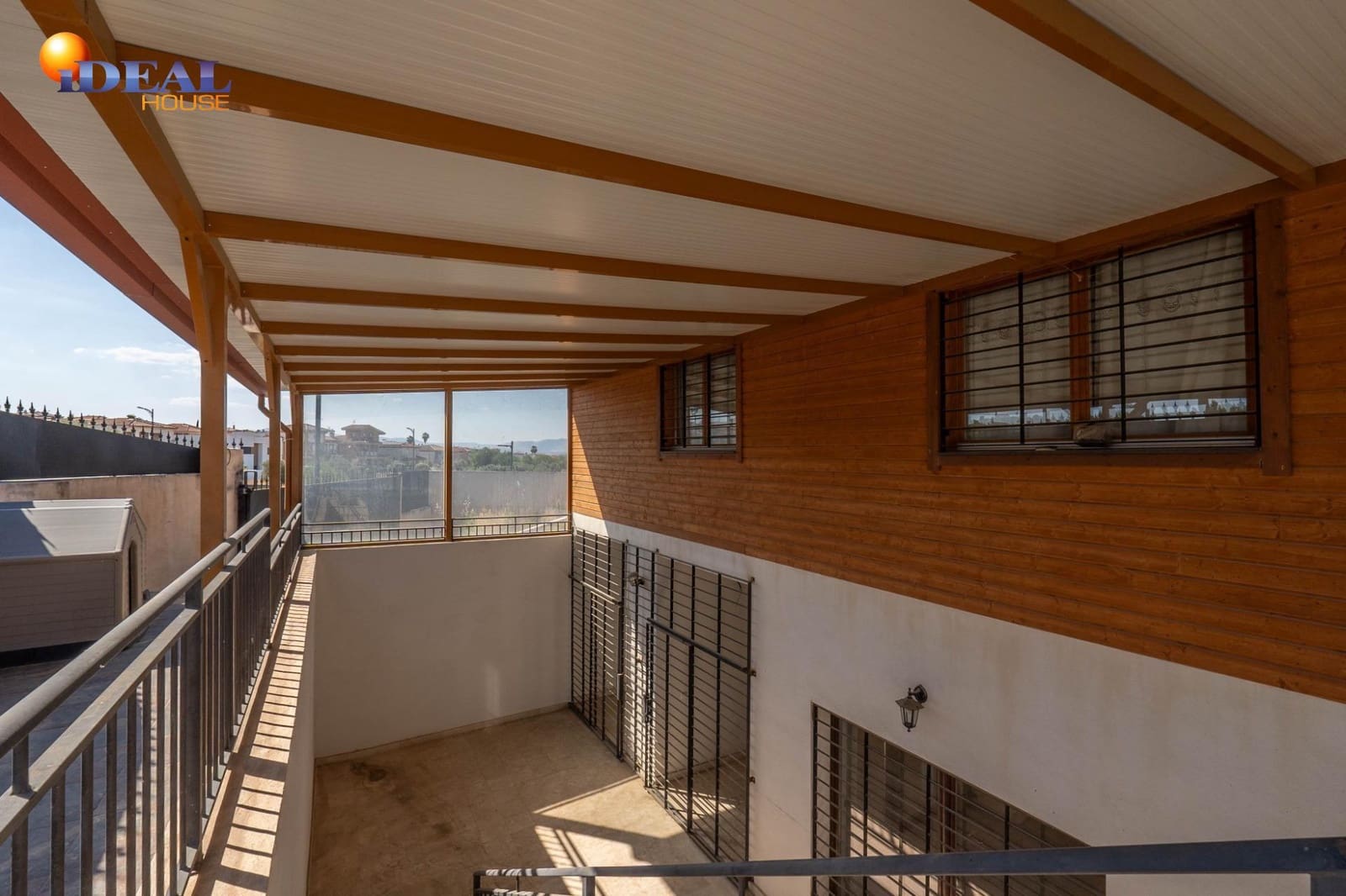 4 soverom Villa til salgs i Cullar Vega med svømmebasseng garasje - € 450 000 (Ref: 9433852)