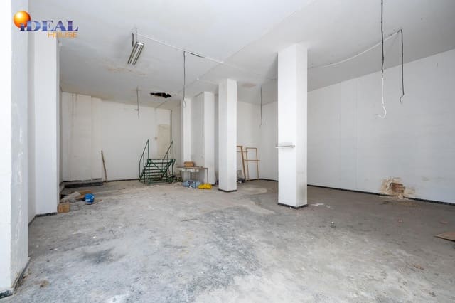 Commerciale in vendita in Granada città - 230.000 € (Rif: 9433853)