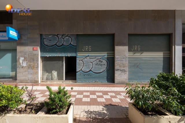 Commerciale in vendita in Granada città - 230.000 € (Rif: 9433853)