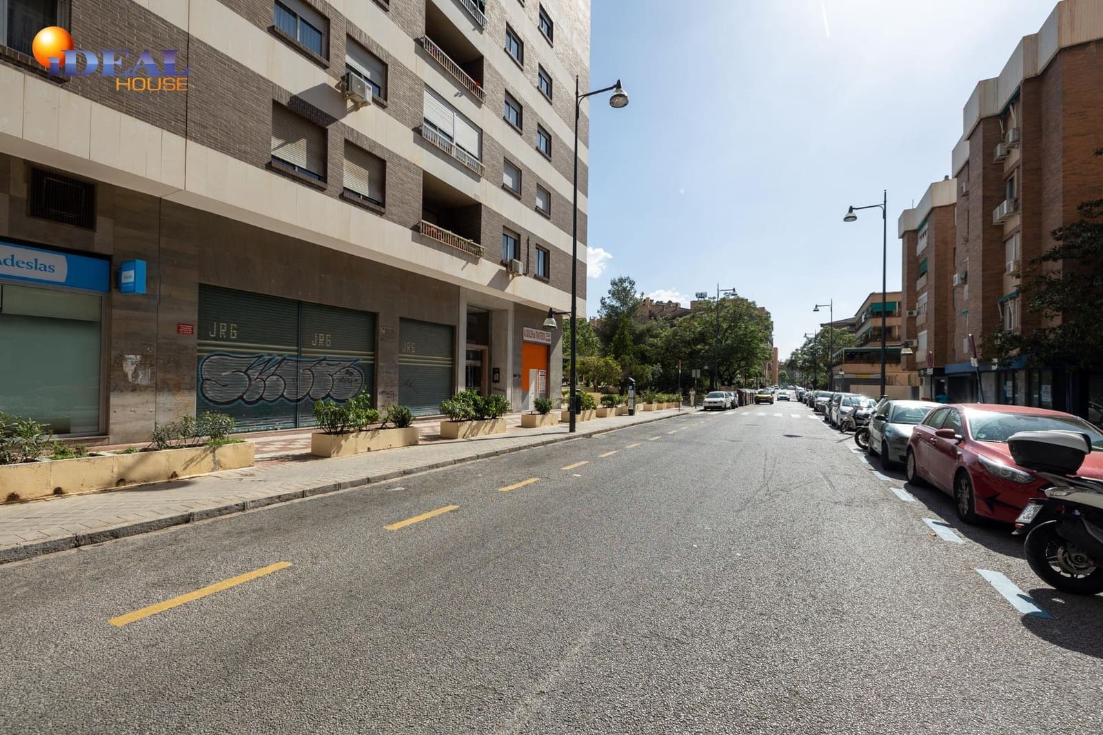 Commerciale in vendita in Granada citta - 230.000 € (Rif: 9433853)