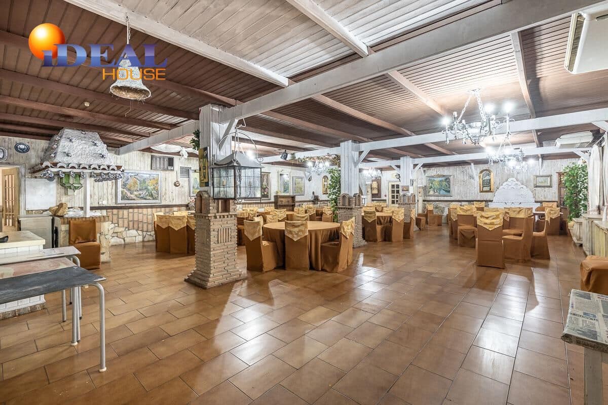 13 sovrum Företag till salu i Cenes de la Vega med garage - 2 200 000 € (Ref: 9433854)