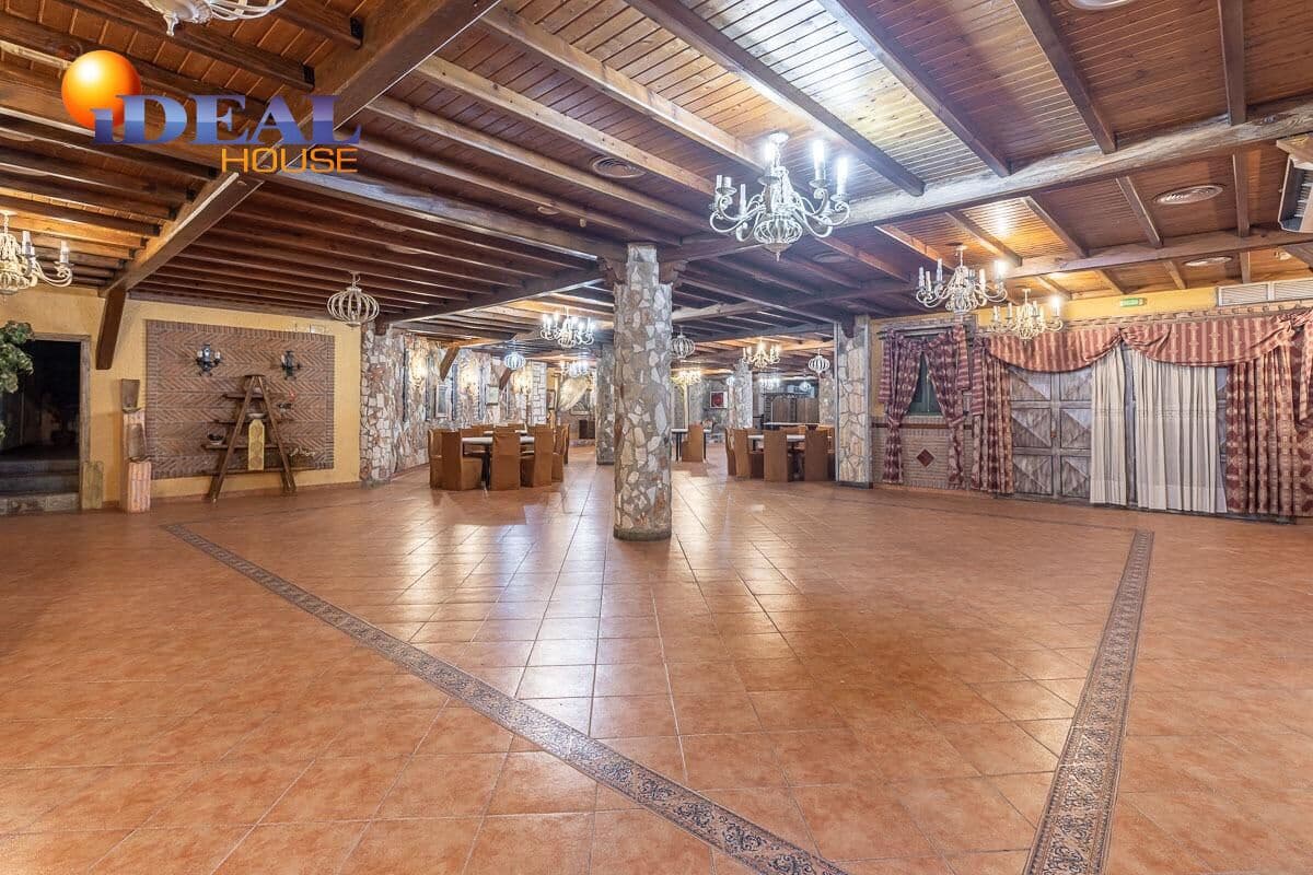 13 sovrum Företag till salu i Cenes de la Vega med garage - 2 200 000 € (Ref: 9433854)