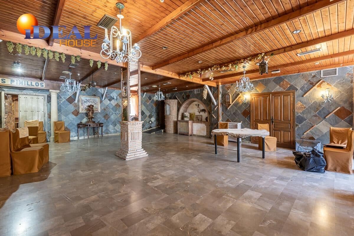 13 sovrum Företag till salu i Cenes de la Vega med garage - 2 200 000 € (Ref: 9433854)