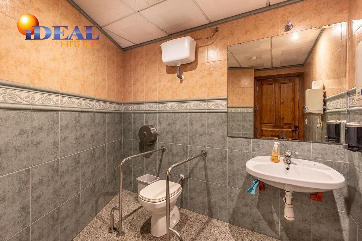 13 sovrum Företag till salu i Cenes de la Vega med garage - 2 200 000 € (Ref: 9433854)