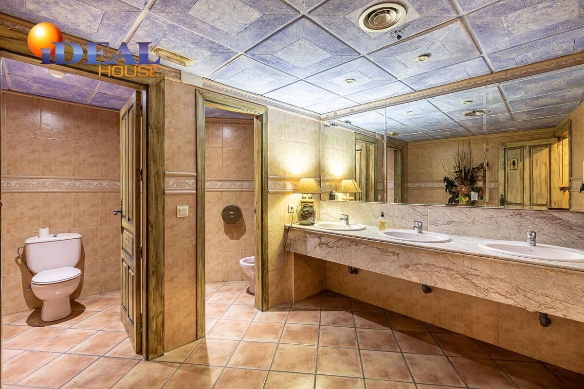 13 sovrum Företag till salu i Cenes de la Vega med garage - 2 200 000 € (Ref: 9433854)