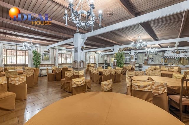 13 sovrum Företag till salu i Cenes de la Vega med garage - 2 200 000 € (Ref: 9433854)