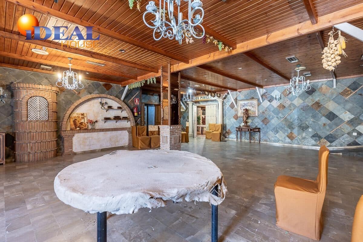 13 sovrum Företag till salu i Cenes de la Vega med garage - 2 200 000 € (Ref: 9433854)