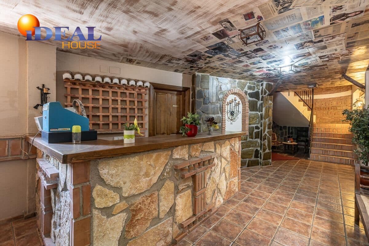 13 sovrum Företag till salu i Cenes de la Vega med garage - 2 200 000 € (Ref: 9433854)