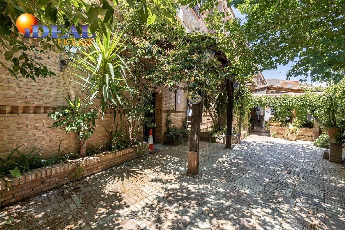 13 sovrum Företag till salu i Cenes de la Vega med garage - 2 200 000 € (Ref: 9433854)