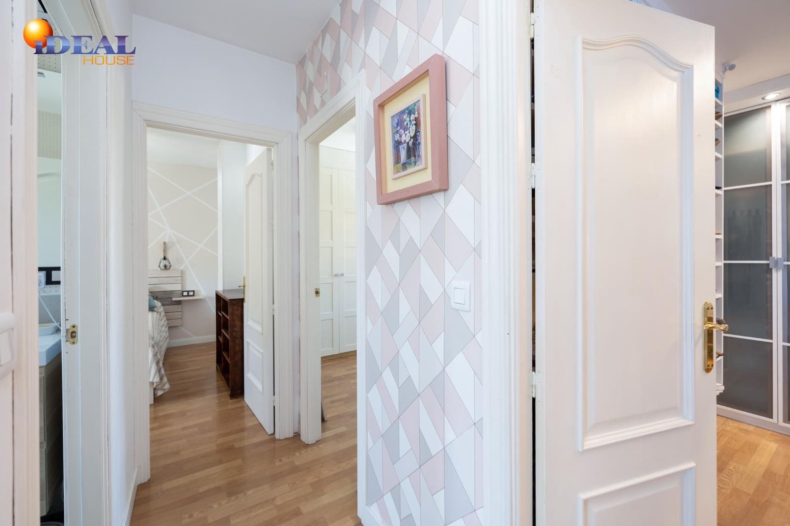 3 bedroom Villa for sale in Otura with pool garage - € 545,000 (Ref: 9433855)