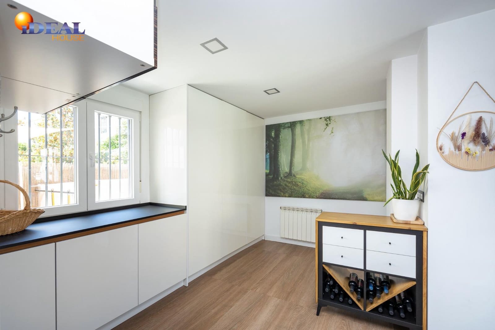 3 bedroom Villa for sale in Otura with pool garage - € 545,000 (Ref: 9433855)