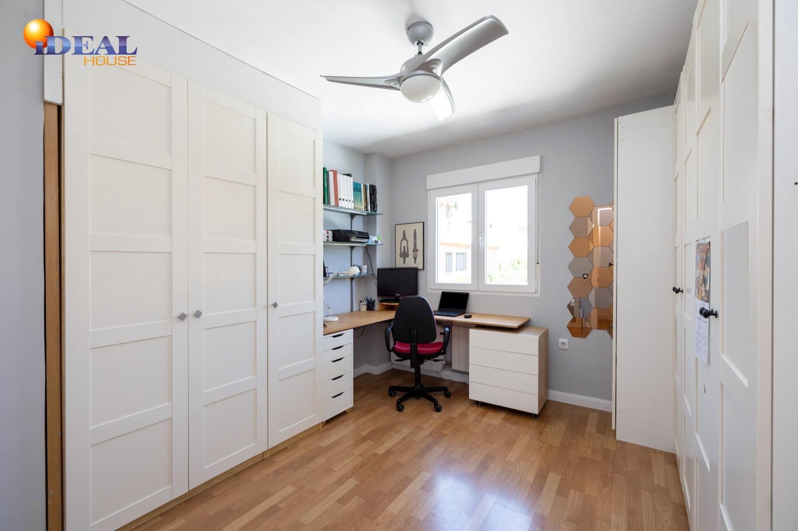 3 bedroom Villa for sale in Otura with pool garage - € 545,000 (Ref: 9433855)