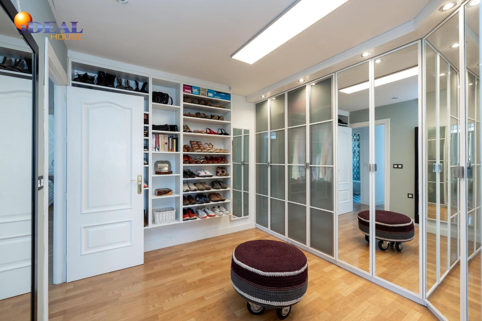 3 bedroom Villa for sale in Otura with pool garage - € 545,000 (Ref: 9433855)