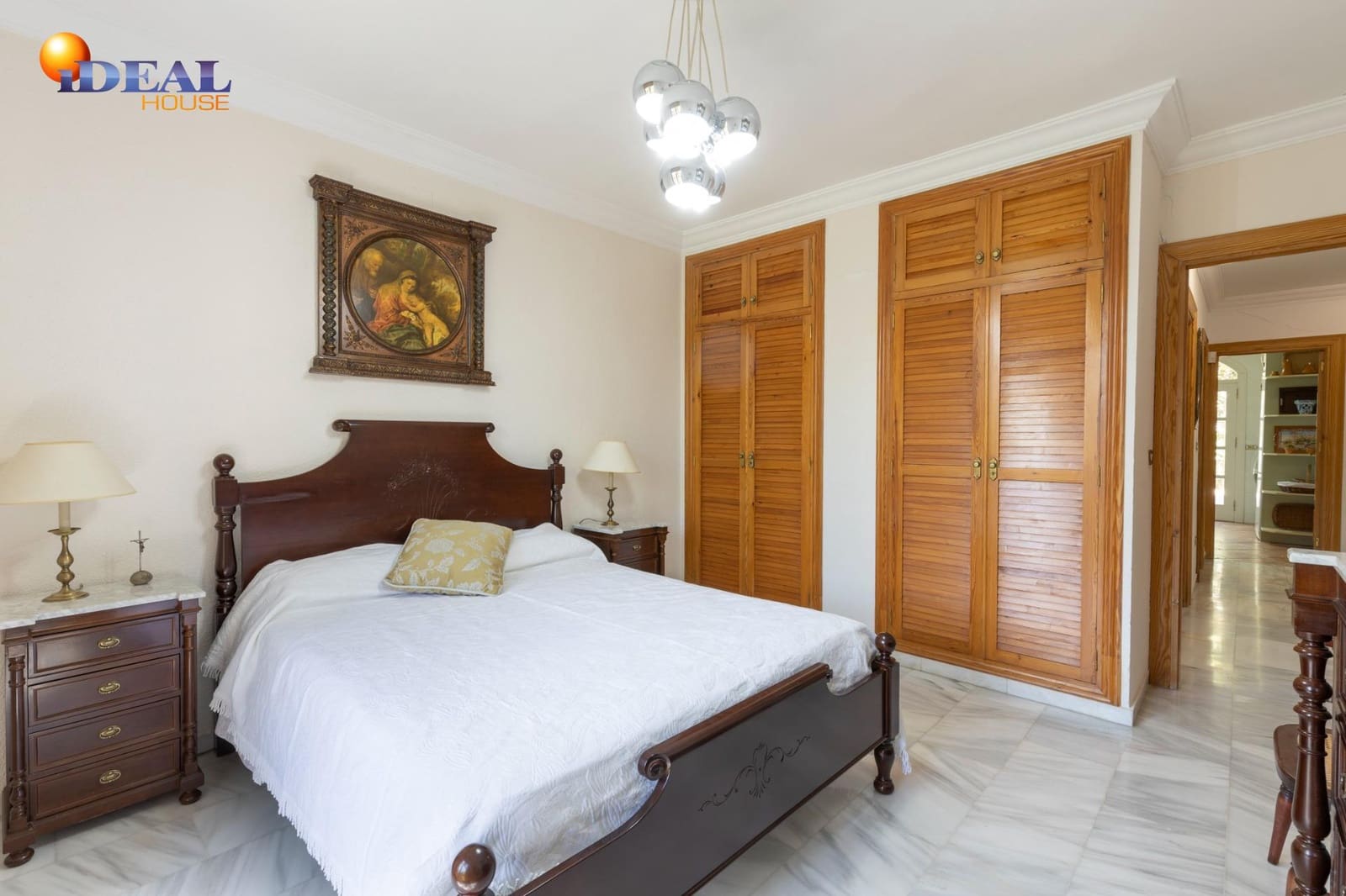 4 makuuhuone Huvila myytävänä paikassa Albolote mukana uima-altaan 
autotalli - 560 000 € (Ref: 9433856)