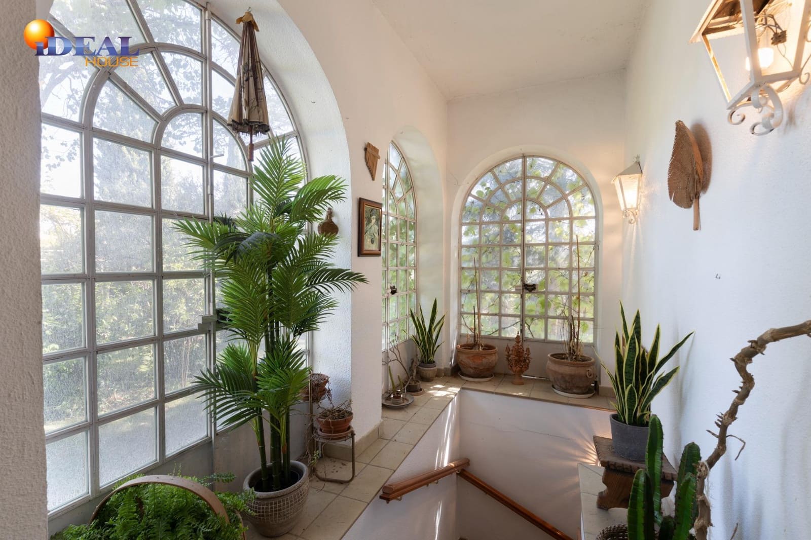 4 makuuhuone Huvila myytävänä paikassa Albolote mukana uima-altaan 
autotalli - 560 000 € (Ref: 9433856)