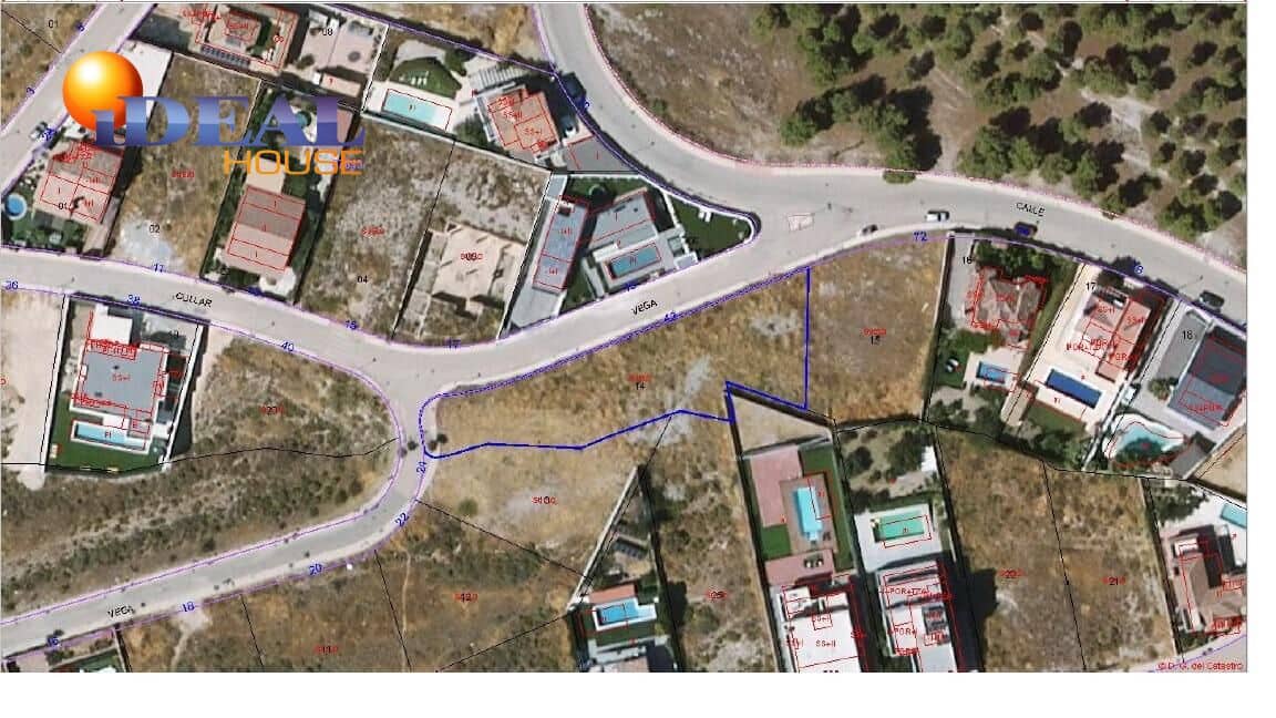 Solar/Parcela en La Zubia en venta - 129.000 € (Ref: 9433858)