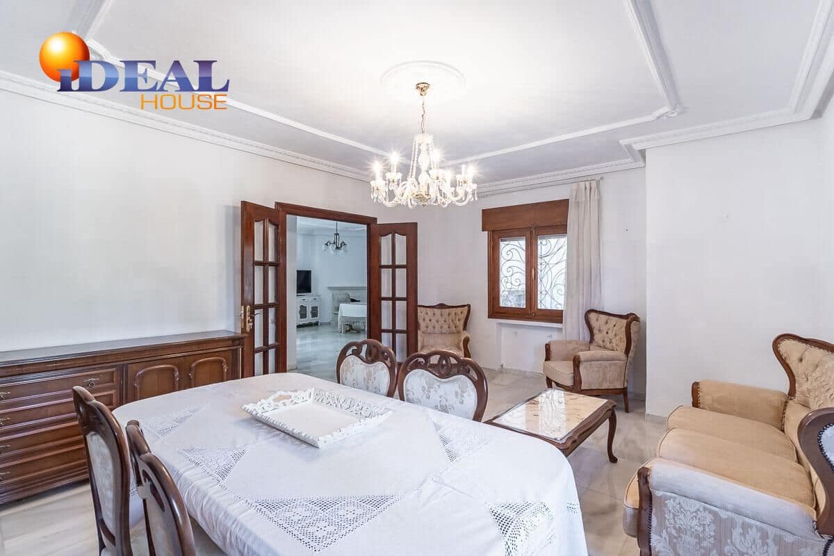 6 bedroom Villa for sale in Purullena with garage - € 249,000 (Ref: 9433860)