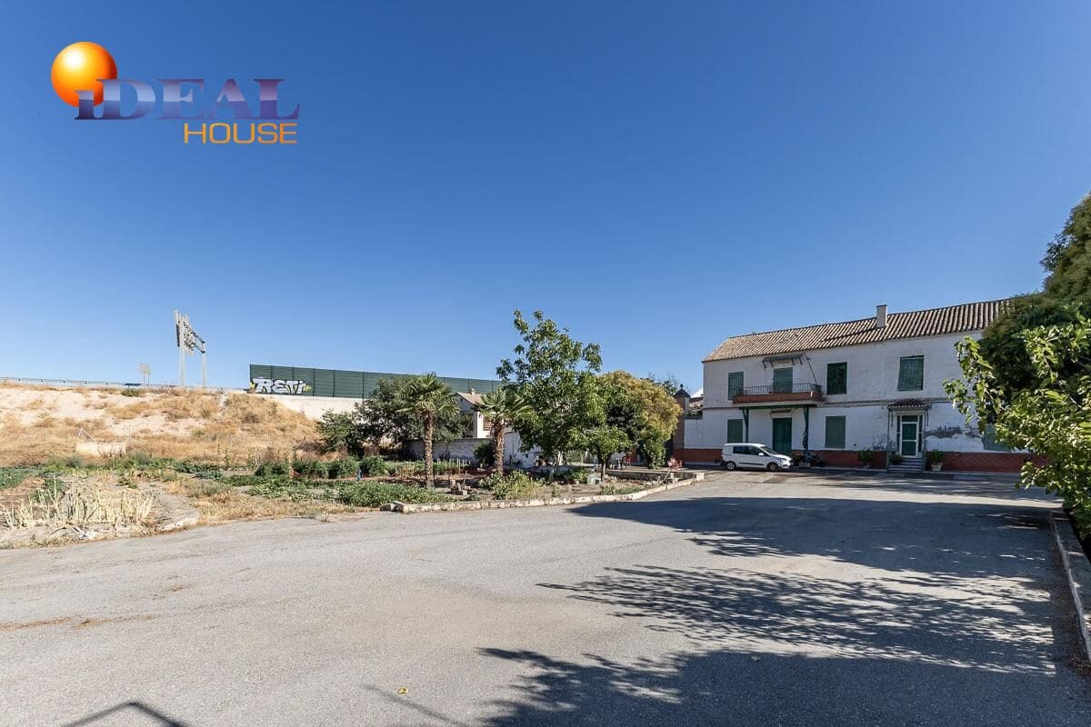 Finca/Casa Rural en Granada ciudad en venta con piscina - 669.890 € (Ref: 9433861)