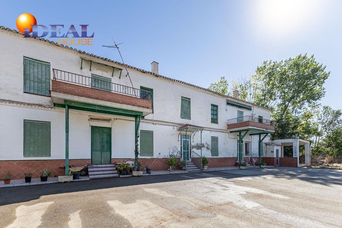 Finca/Casa Rural en Granada ciudad en venta con piscina - 669.890 € (Ref: 9433861)