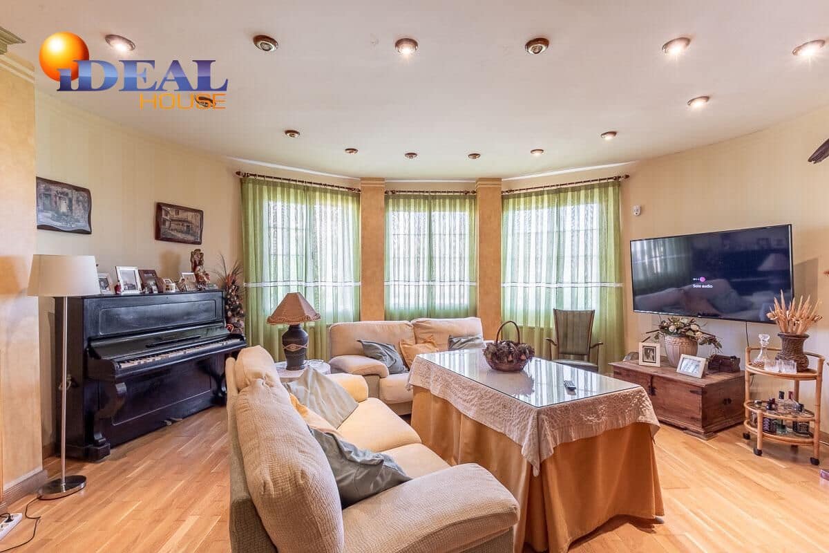 4 chambre Villa/Maison à vendre à Iznalloz avec piscine garage - 398 000 € (Ref: 9433863)