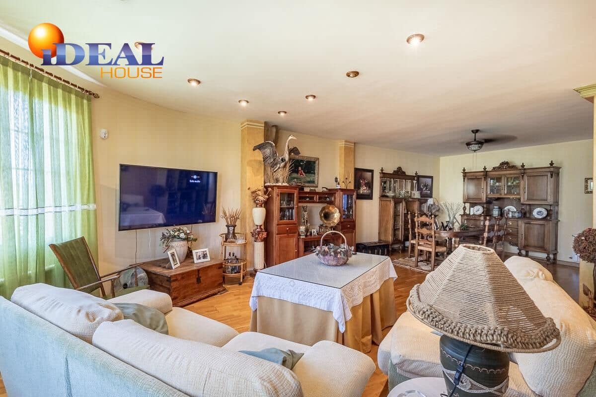 4 chambre Villa/Maison à vendre à Iznalloz avec piscine garage - 398 000 € (Ref: 9433863)