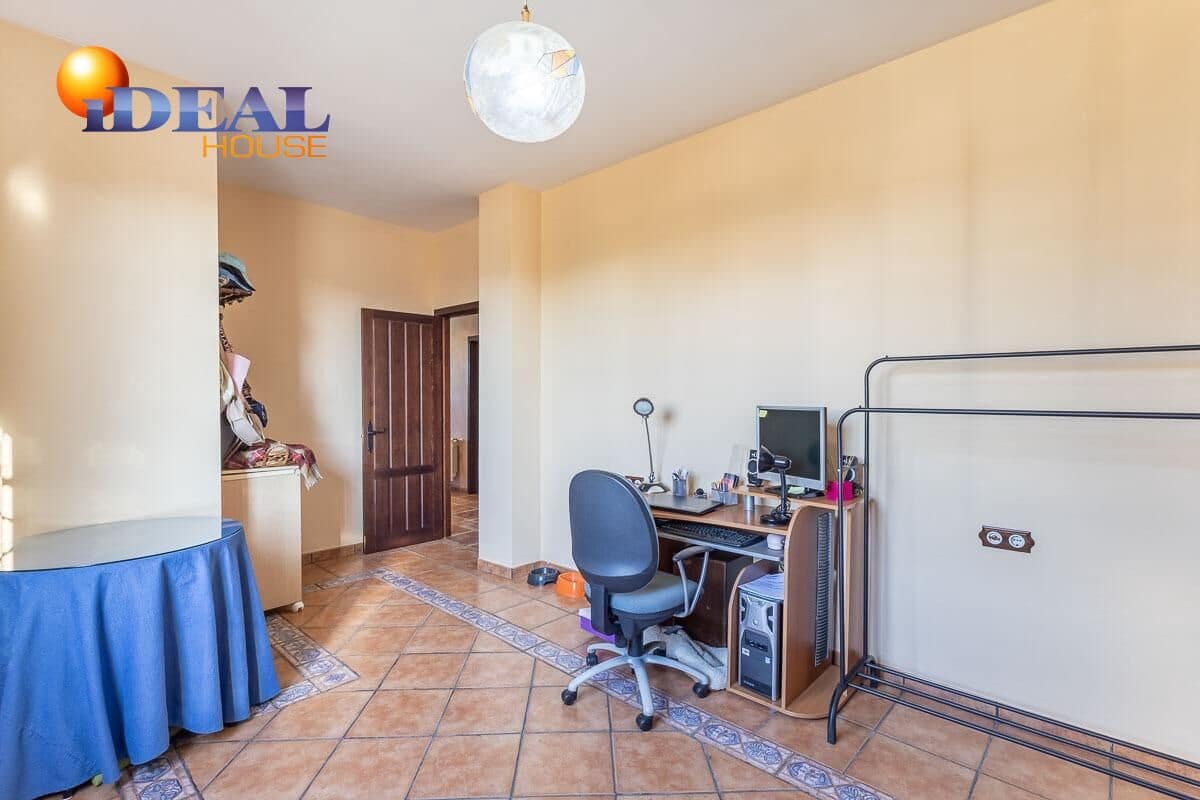 4 chambre Villa/Maison à vendre à Iznalloz avec piscine garage - 398 000 € (Ref: 9433863)