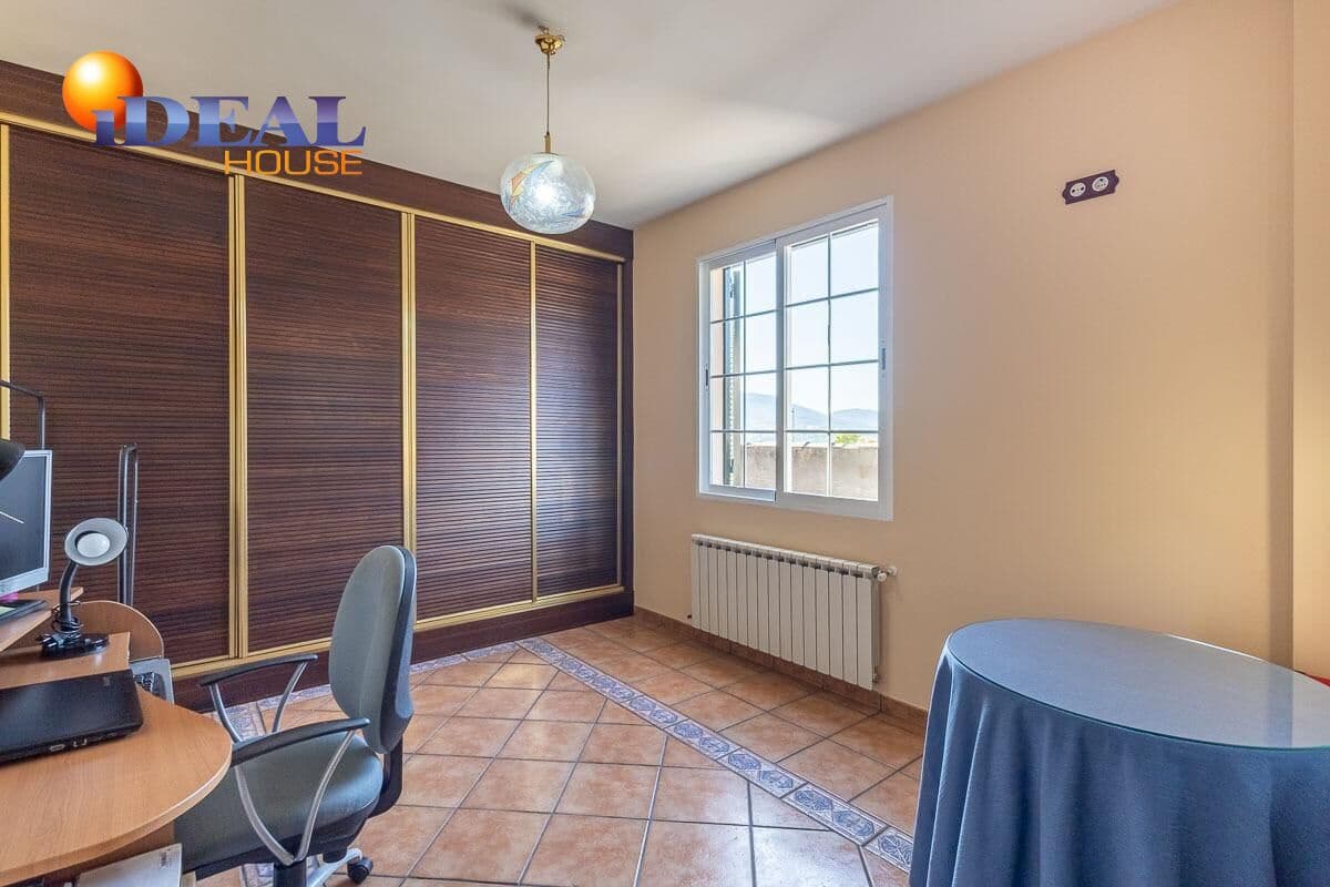 4 chambre Villa/Maison à vendre à Iznalloz avec piscine garage - 398 000 € (Ref: 9433863)